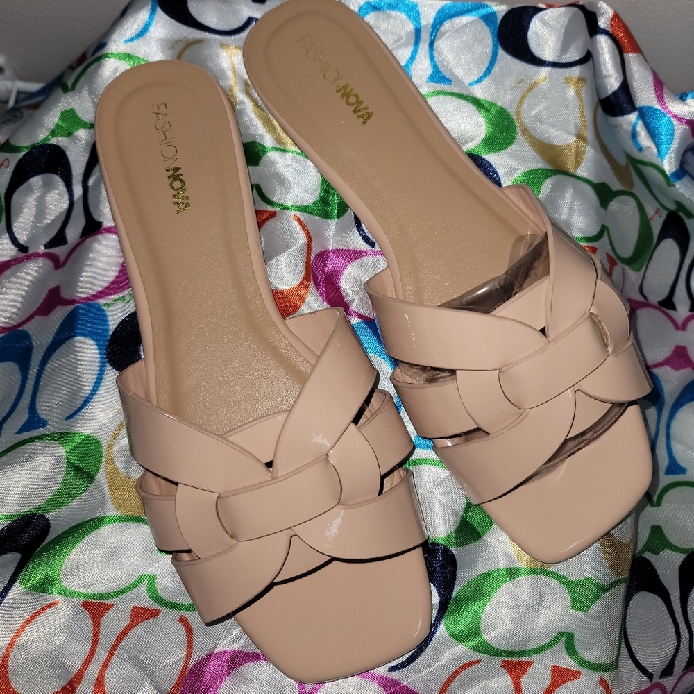 Fashion Nova sandals